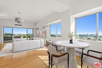 1155 N La Cienega Blvd Unit 908, West Hollywood, CA 90069