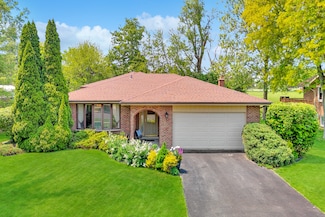 13040 W Tanglewood Cir, Palos Park, IL 60464