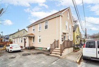 11 Union St, Warren, RI 02885