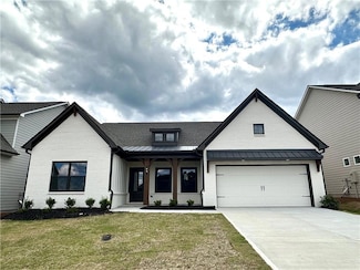 73 Wingate Dr, Winder, GA 30680