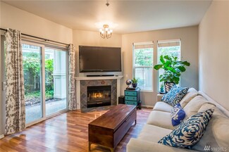 2034 Newport Way NW, Issaquah, WA 98027