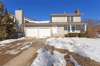 13954 Falkirk Cir, Grandview, MO 64030