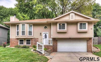 3252 Tammy St, Bellevue, NE 68123