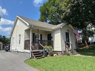 529 N Jackson St, Morristown, TN 37814