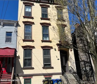 137 4th Ave, Albany, NY 12202
