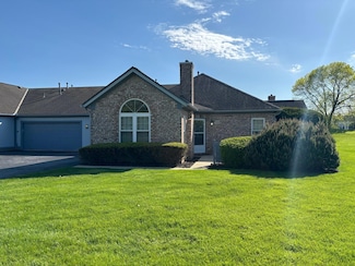 3820 Falls Circle Dr Unit 23, Hilliard, OH 43026