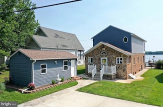 4534 Todd Point Ln, Sparrows Point, MD 21219