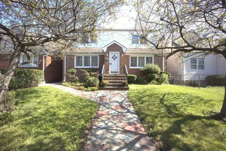 9 Davis Ave, Harrison, NJ 07029