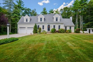47 Cross Neck Rd, Marion, MA 02738