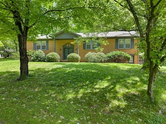 1326 Holly Tree Gap Rd, Brentwood, TN 37027