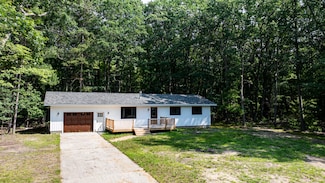 1476 Red Apple Rd, Manistee, MI 49660
