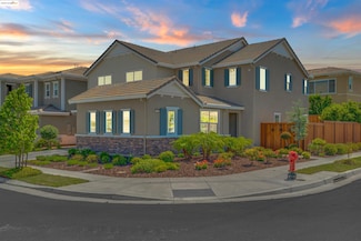 1414 Orlando Blvd, Tracy, CA 95391