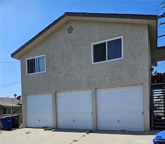 923 S Alma Ave, Los Angeles, CA 90023