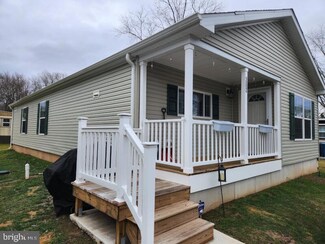 262 Hickory Dr, Quakertown, PA 18951