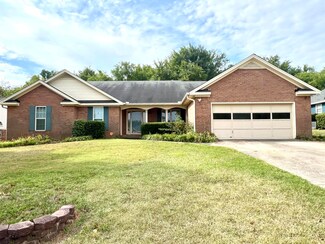 4600 Oxford Dr, Evans, GA 30809