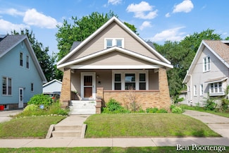 1655 Cleveland Ave SW, Wyoming, MI 49509