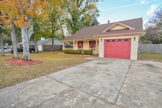 404 Ashley Dr, Crestview, FL 32536