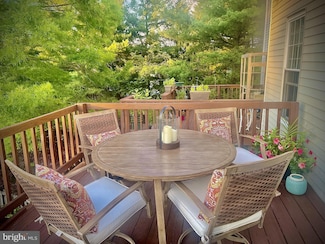 19 E Shetland Ct, Newark, DE 19711
