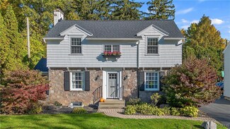 303 Lansdowne Rd, Syracuse, NY 13214