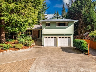 1647 N 130th St, Seattle, WA 98133