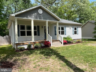 100 Fort King Dr, Colonial Beach, VA 22443