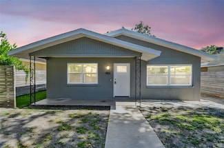 483 32nd Ave N, Saint Petersburg, FL 33704