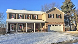 15 Dorchester Ct, Sugar Grove, IL 60554