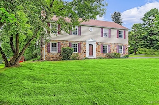 5 Glencrest Blvd, New Hartford, NY 13413