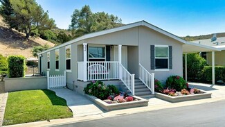 32 Margarita Ave Unit 224, Camarillo, CA 93012