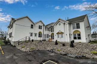 1608 Sweet Home Rd Unit 5, Amherst, NY 14228