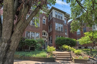 5858 Nina Place Unit 1W, Saint Louis, MO 63112