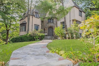 83 Hillcrest Ave, Yonkers, NY 10705