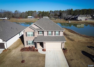 119 Varina Dr, Owens Cross Roads, AL 35763