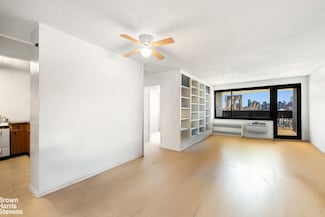333 Pearl St Unit 14B, New York, NY 10038
