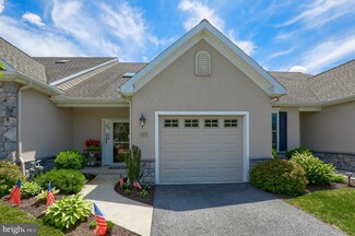 1322 Fieldstone Dr, Mount Joy, PA 17552