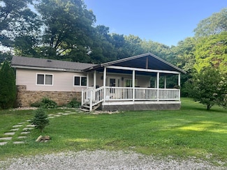 162 W Robertson Rd, Morgantown, IN 46160