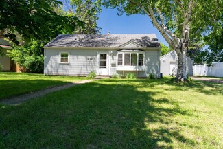 5132 35th Ave N, Minneapolis, MN 55422