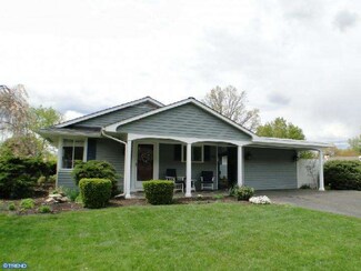 215 Stanwood Rd, Fairless Hills, PA 19030