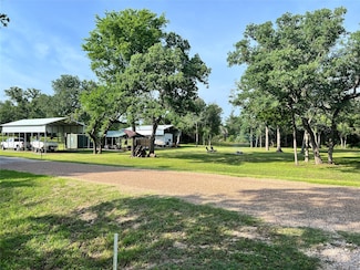 1425 Big Berry Rd, Somerville, TX 77879