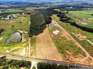 10110 Macaway Rd, Adkins, TX 78101