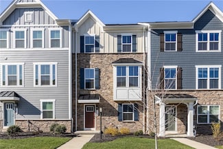 9002 Hickory Rd, Gibsonia, PA 15044