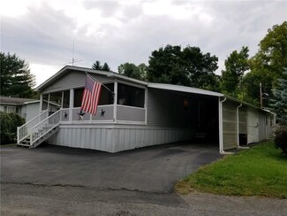 70 Cheryl Dr, Honeoye, NY 14471