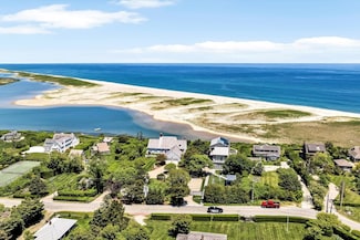 1 Carver Rd, Brewster, MA 02631