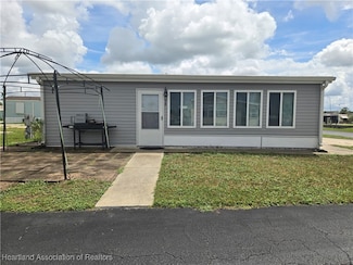 94 Circle Ridge, Lake Placid, FL 33852