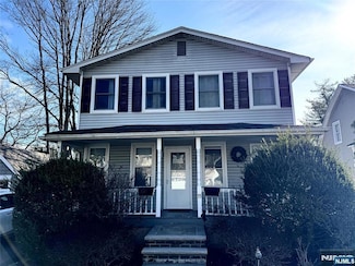 15 Storig Ave, Closter, NJ 07624