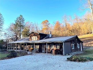 370 Hencken Hollow Ln, Saint Clair, MO 63077