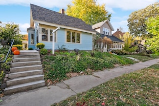 805 Cherokee Ave, Saint Paul, MN 55107
