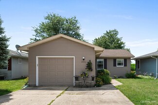 2846 N 48th Rd, Sandwich, IL 60548