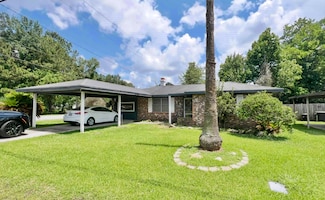 703 W Park St, Vidor, TX 77662