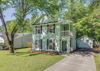 555 Castle Hall Rd, Mount Pleasant, SC 29464